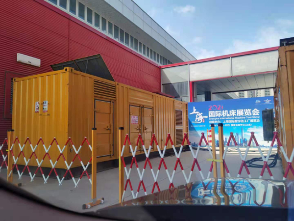 滦平发电车出租-发电机无电压或电压太低怎么办？