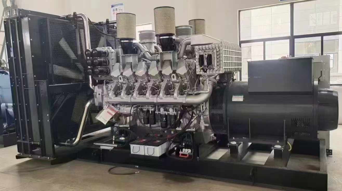 滦平800KW柴油发电机组可以带动多少kw的设备？