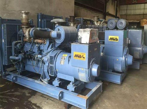 滦平发电机组带负载降电压是什么原因照成的？