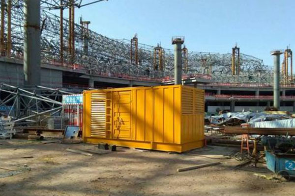 滦平发电机出租如何判断空气滤清器是否需要更换？
