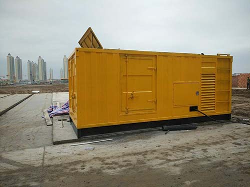 滦平合同中关于乙方责任导致工期延误的赔偿标准应该如何制定?